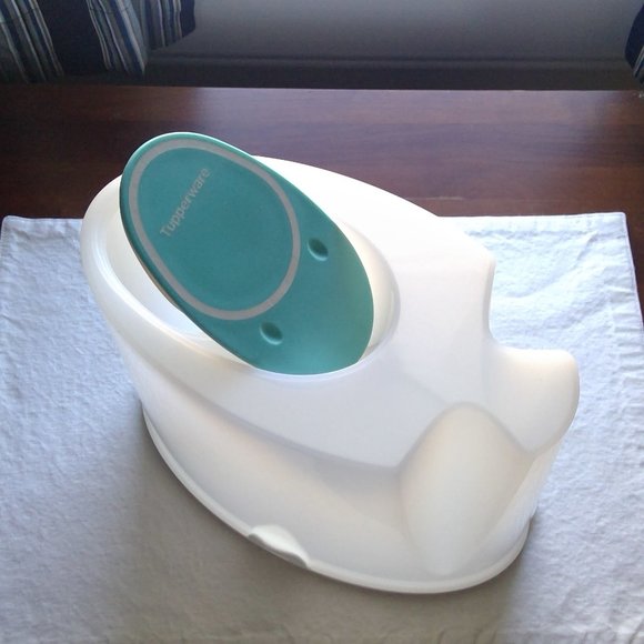 Tupperware Cereal Container